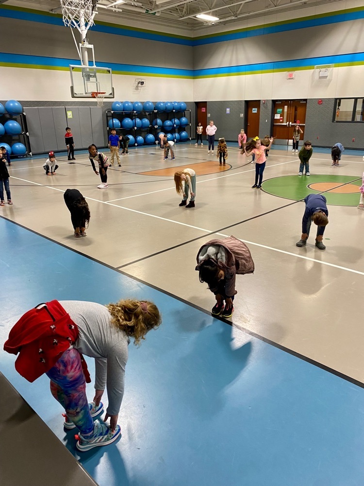 Leading stretches for 1st grade specials